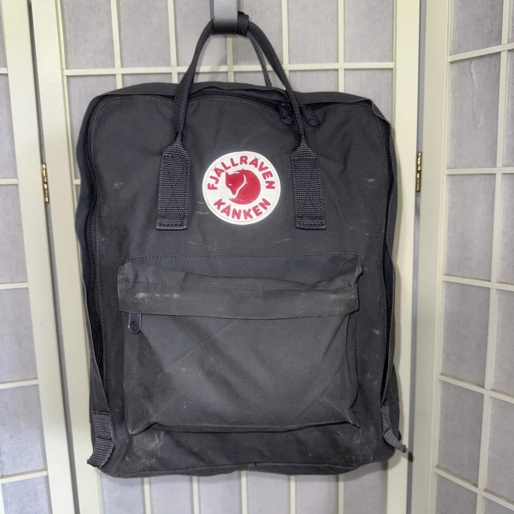 Fjallraven Kanken Classic Backpack Black Grey 23510 Travel School Bag Day Pack